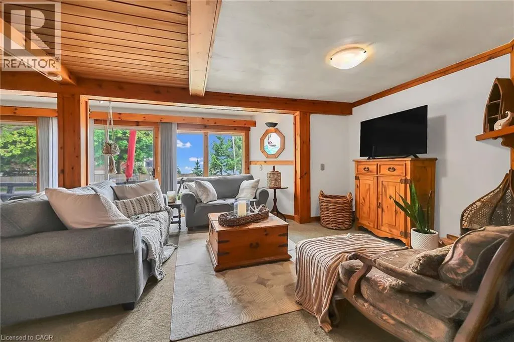 271 BLUE WATER Parkway
