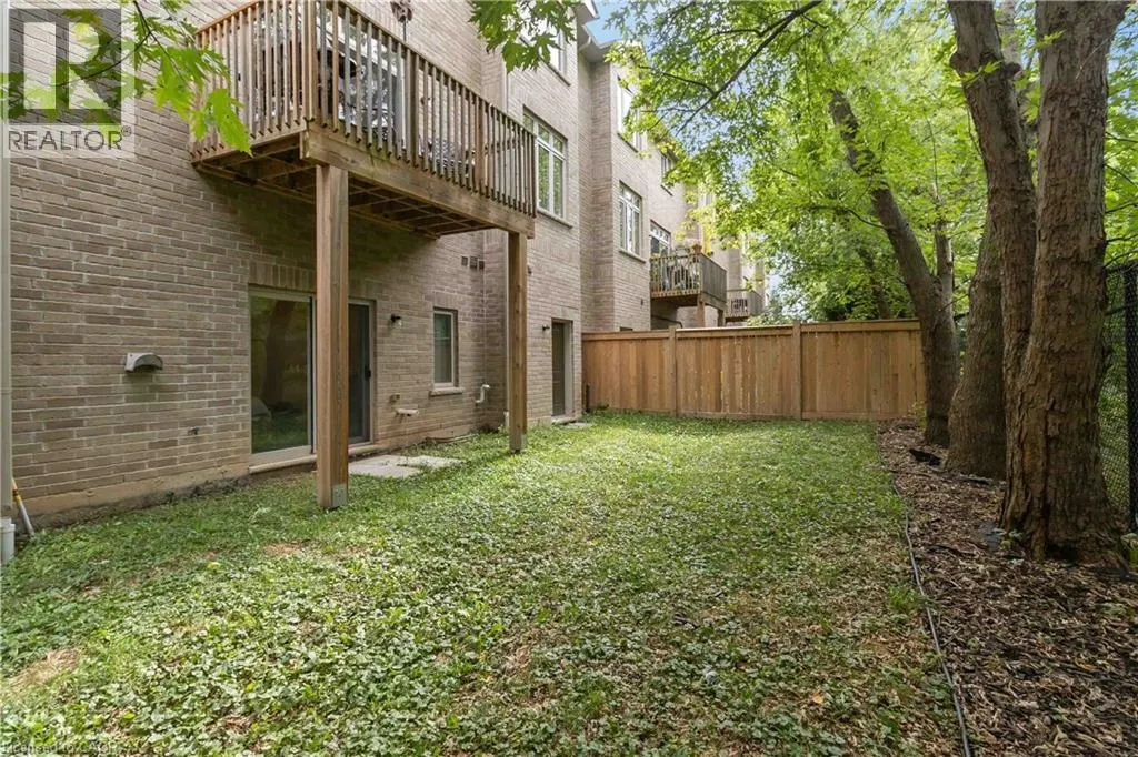 2010 DEERVIEW COMMON Common