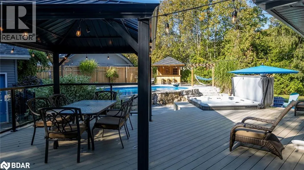 112 LAKESHORE Road W