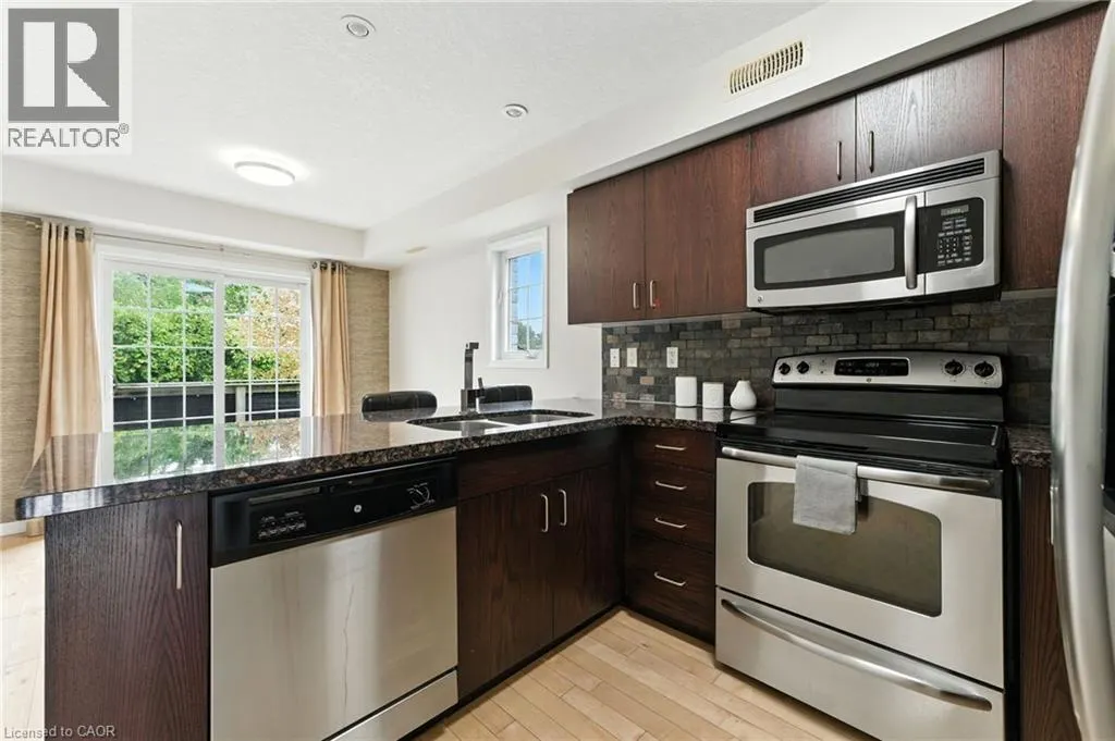 35 MOUNTFORD Drive Unit# 59, #59
