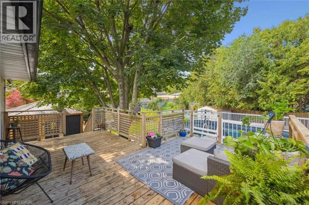 15 AVRA Court