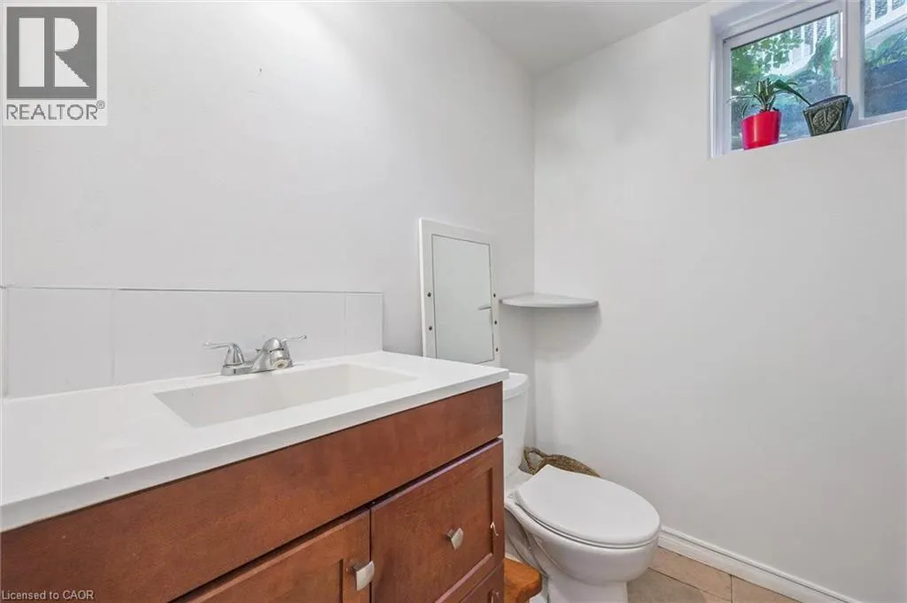 15 AVRA Court