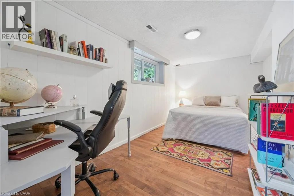15 AVRA Court