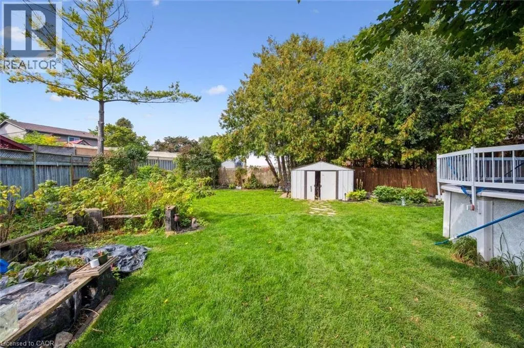 15 AVRA Court