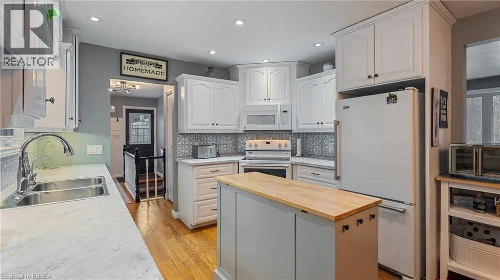 863 WINDHAM 12 Road