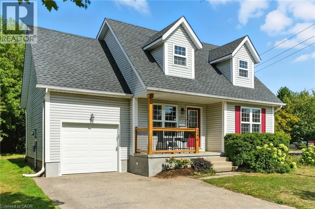 246 DARTMOOR Crescent