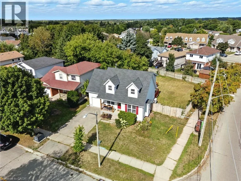 246 DARTMOOR Crescent