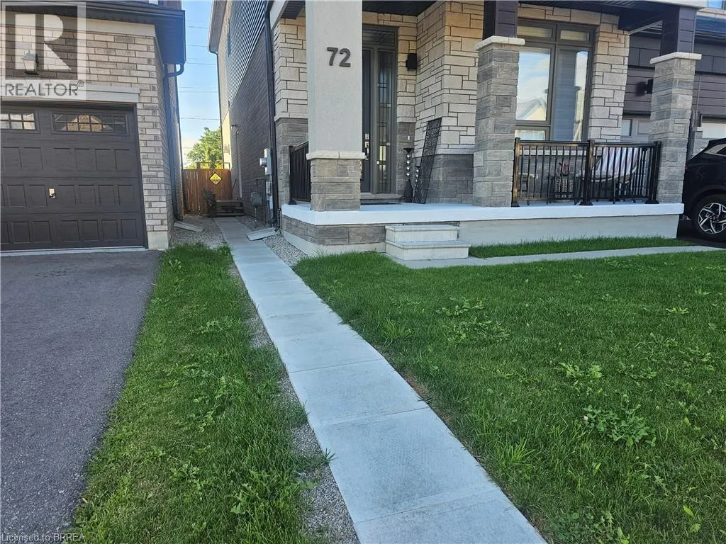72 FLAGG Avenue