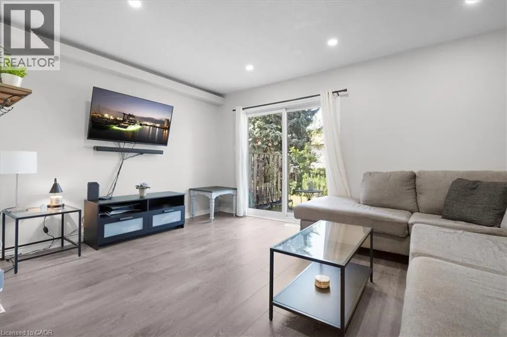 30 REGENT Avenue Unit# 28A, #28A