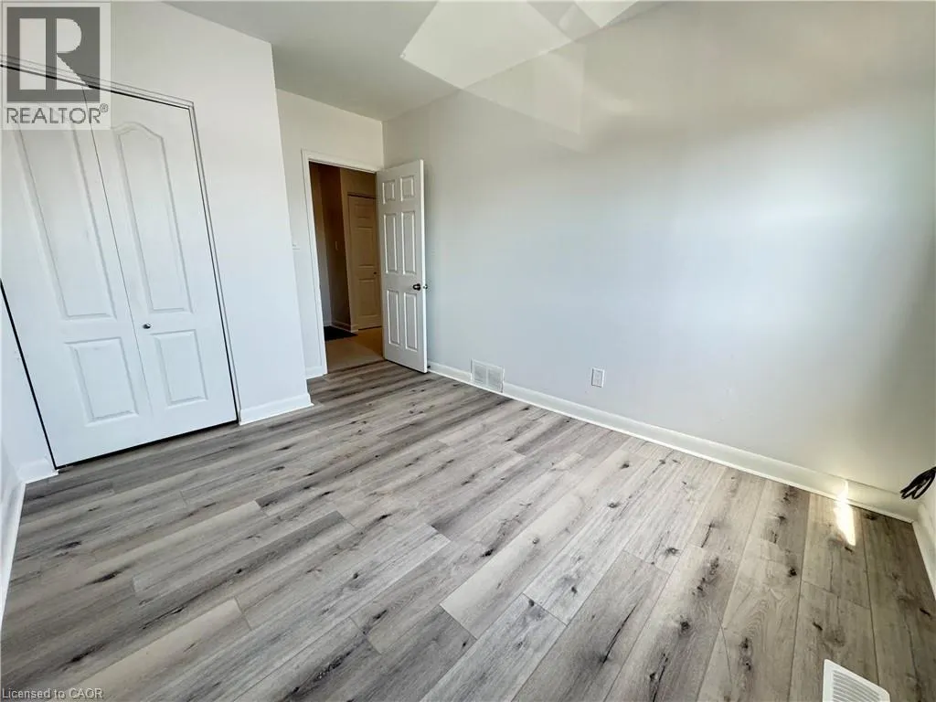 657 FENNELL Avenue E Unit# 2, #2