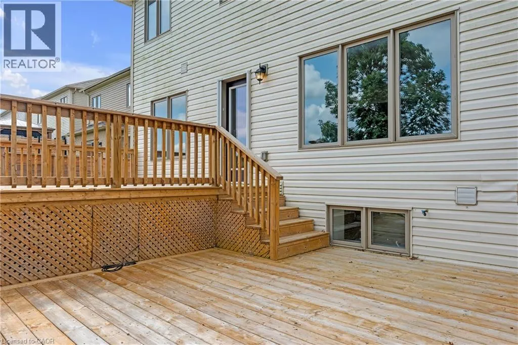 8561 DOGWOOD Crescent