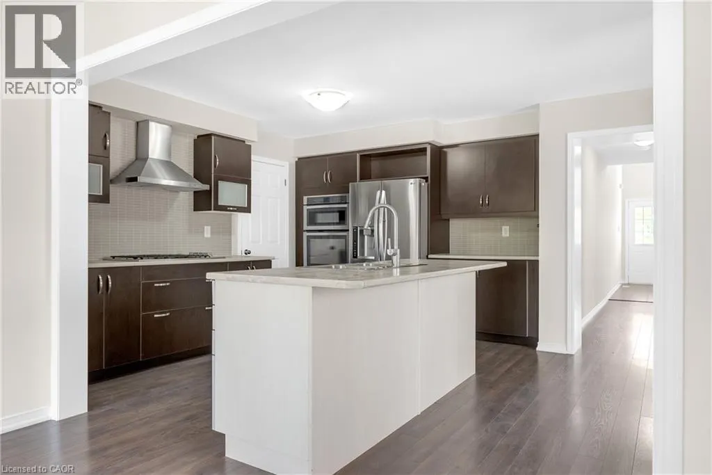 8561 DOGWOOD Crescent