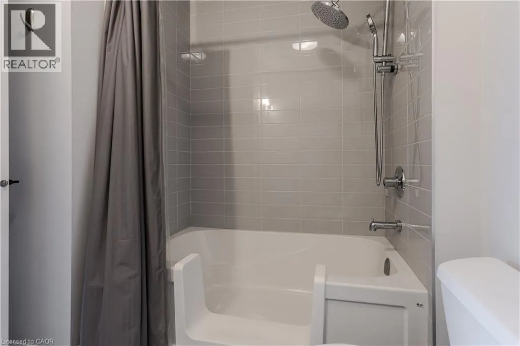 4040 UPPER MIDDLE Road Unit# 117, #117
