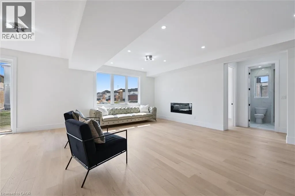 76 SASS Crescent