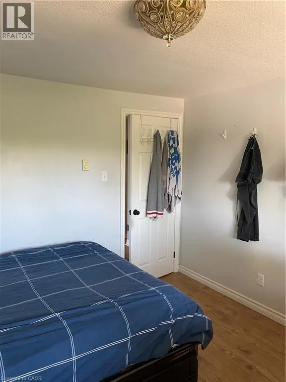 14 CHALMERS Street S Unit# 4, #4