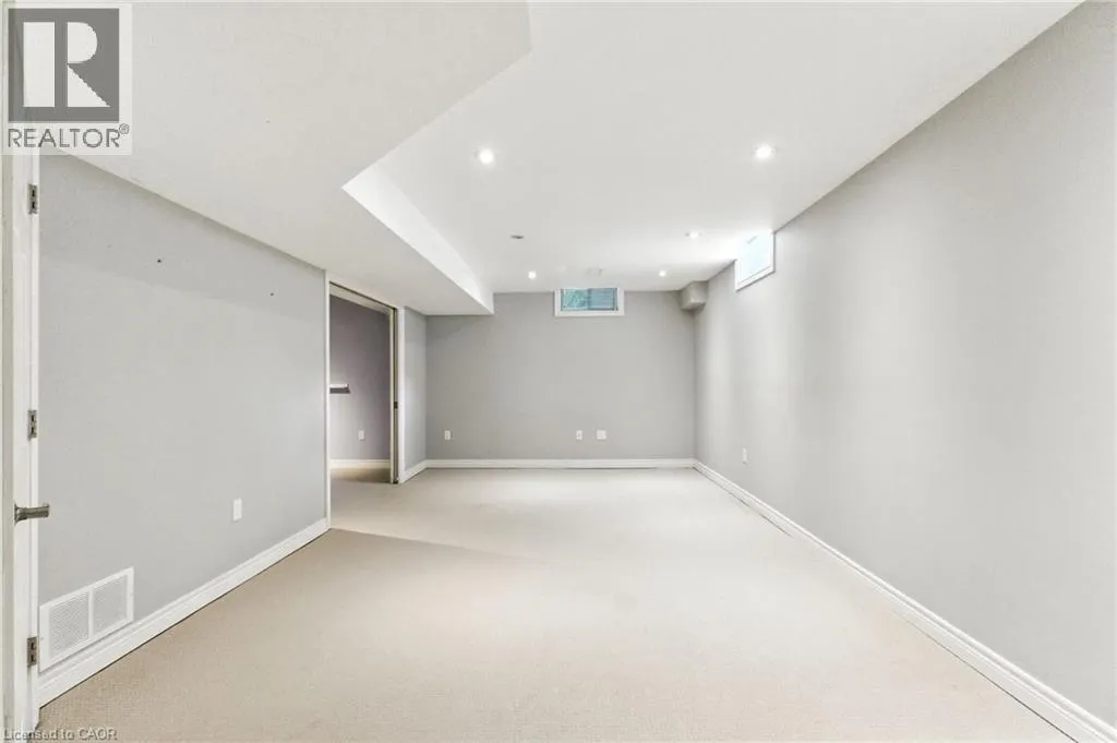 1245 STEPHENSON Drive Unit# 16, #16