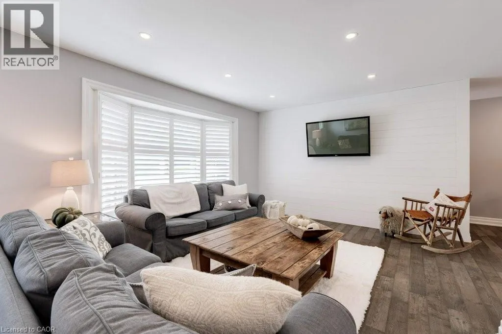 29 BRIAN Boulevard