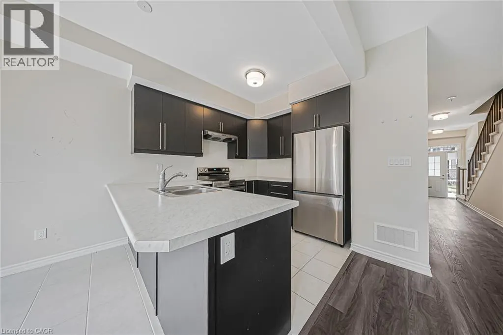 620 COLBORNE Street W