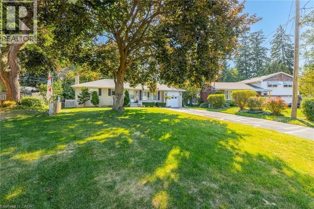 3046 BRIARWOOD Crescent