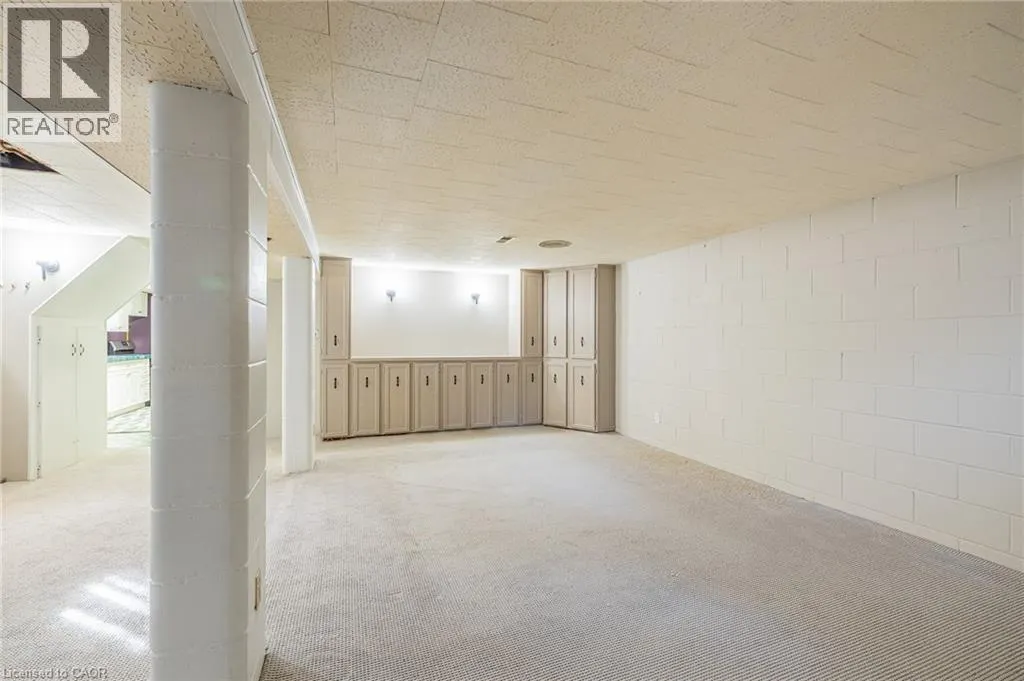 3046 BRIARWOOD Crescent