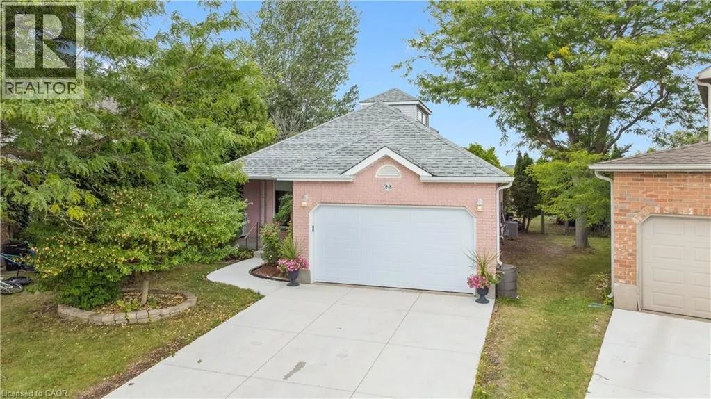 22 WINDWARD Place