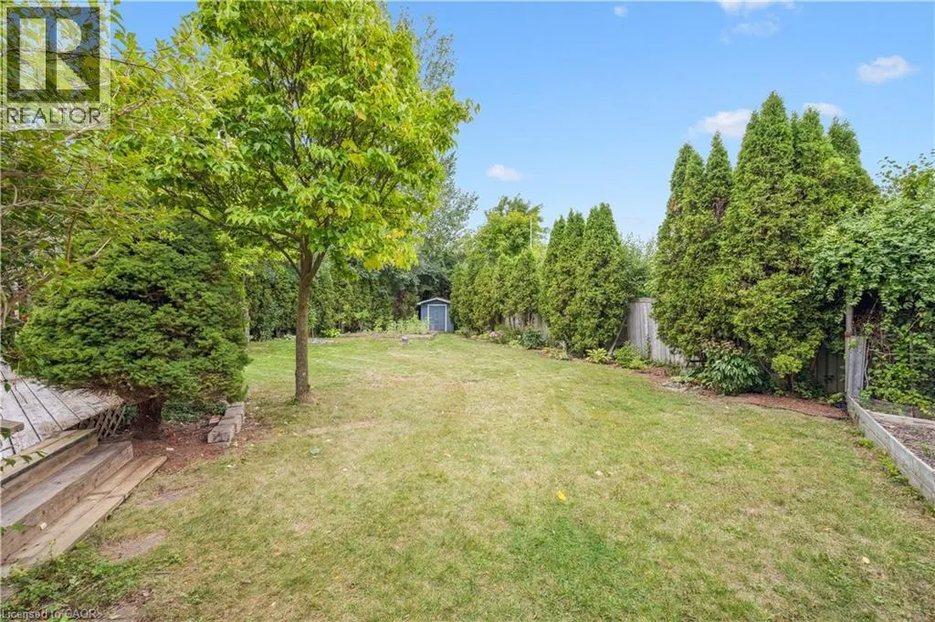 22 WINDWARD Place