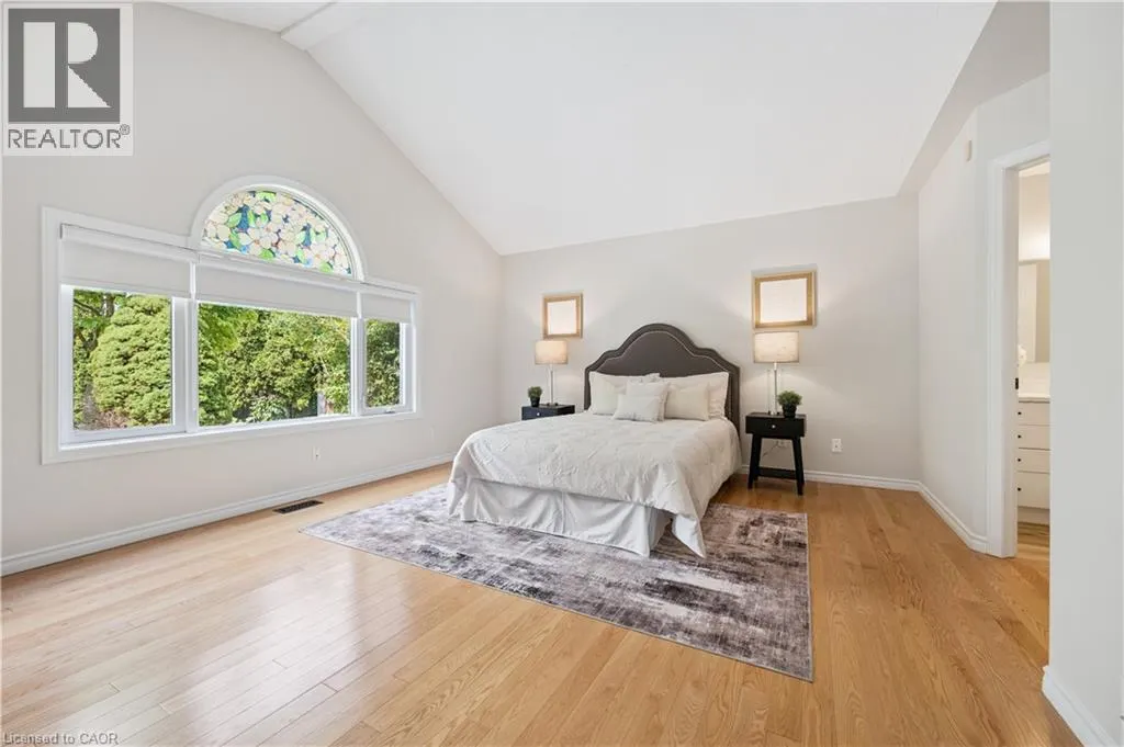 22 WINDWARD Place