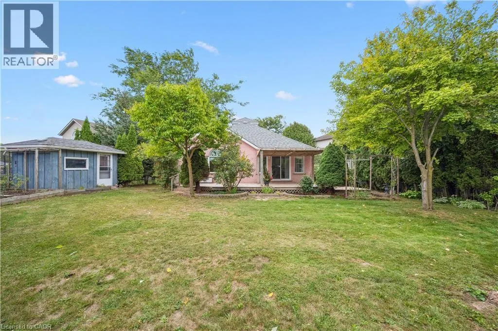 22 WINDWARD Place