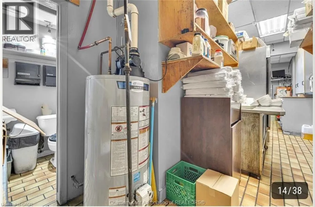 215 GRAND Avenue W