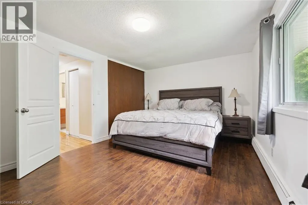 293 FAIRWAY Road N Unit# 33, #33
