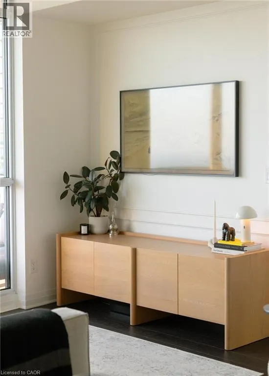 59 ANNIE CRAIG Drive Unit# 3005, #3005