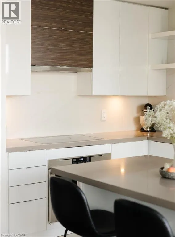 59 ANNIE CRAIG Drive Unit# 3005, #3005