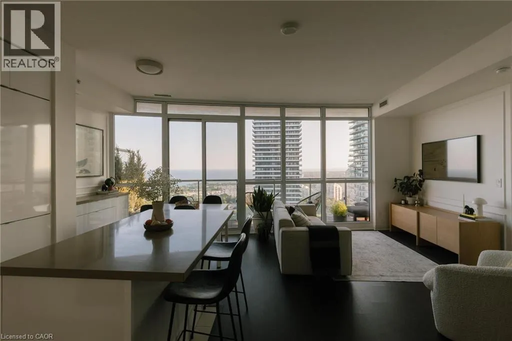 59 ANNIE CRAIG Drive Unit# 3005, #3005