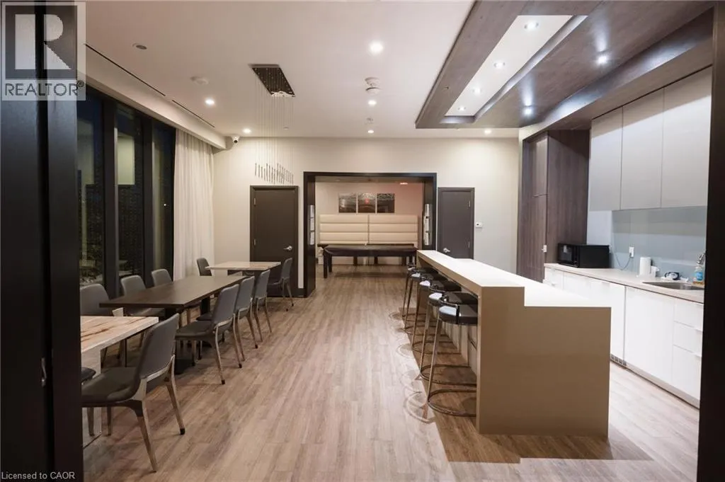 59 ANNIE CRAIG Drive Unit# 3005, #3005