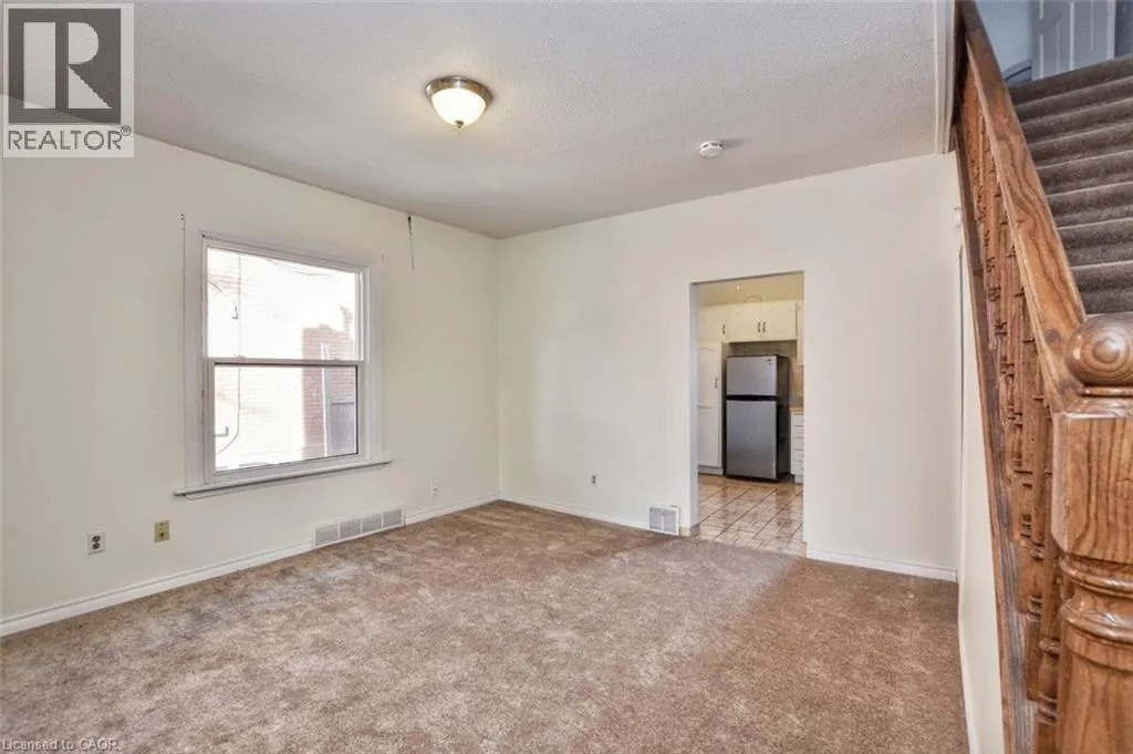 59 STRATHCONA Avenue S