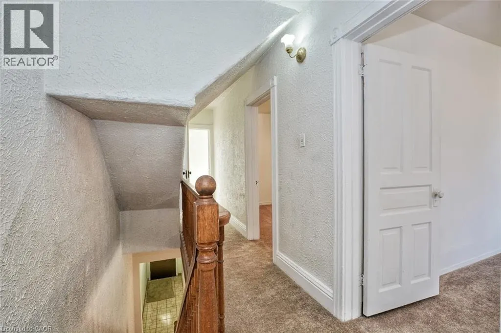 59 STRATHCONA Avenue S