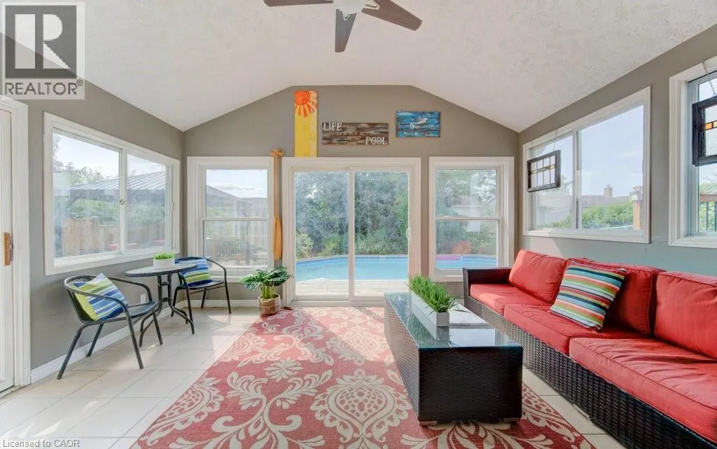 47 WINDING Way
