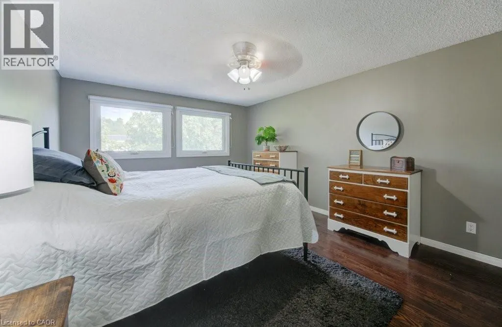 47 WINDING Way