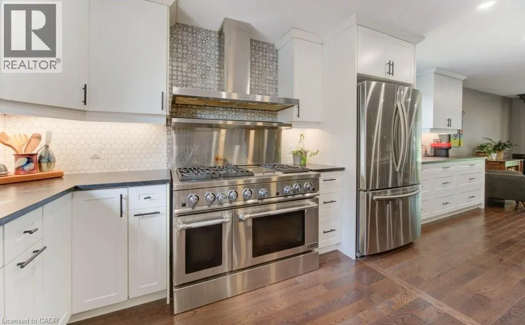 47 WINDING Way