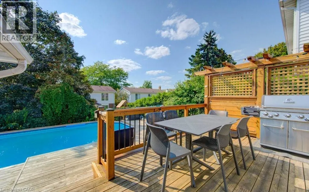 47 WINDING Way