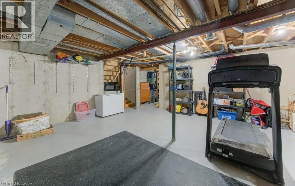 47 WINDING Way