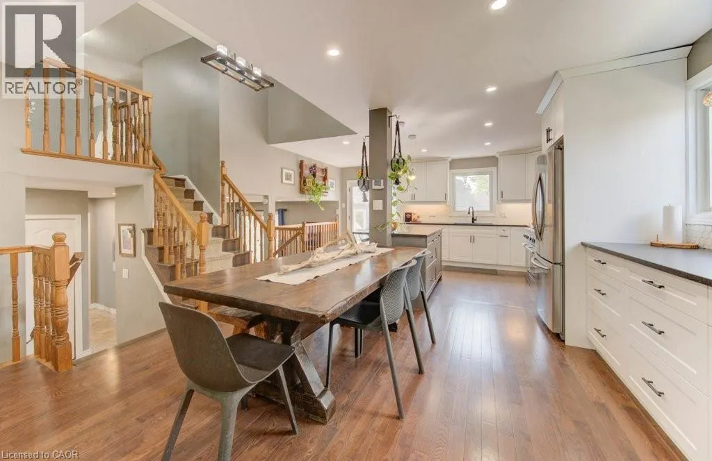 47 WINDING Way