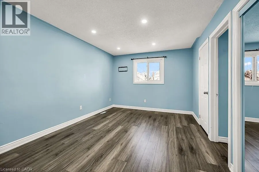 39 BLUE SPRUCE Street
