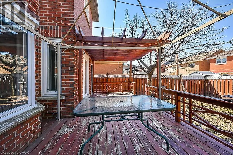39 BLUE SPRUCE Street