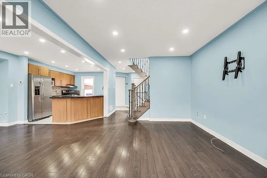 39 BLUE SPRUCE Street