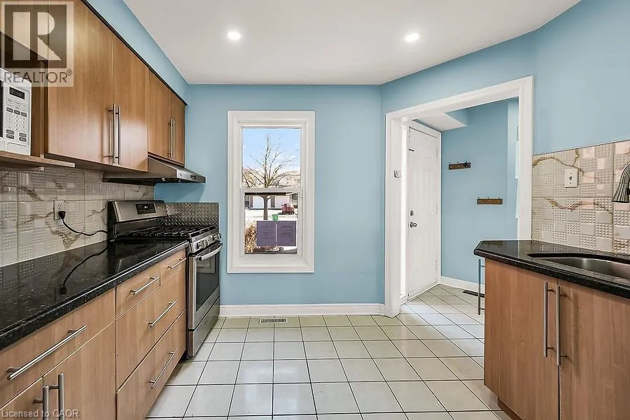 39 BLUE SPRUCE Street