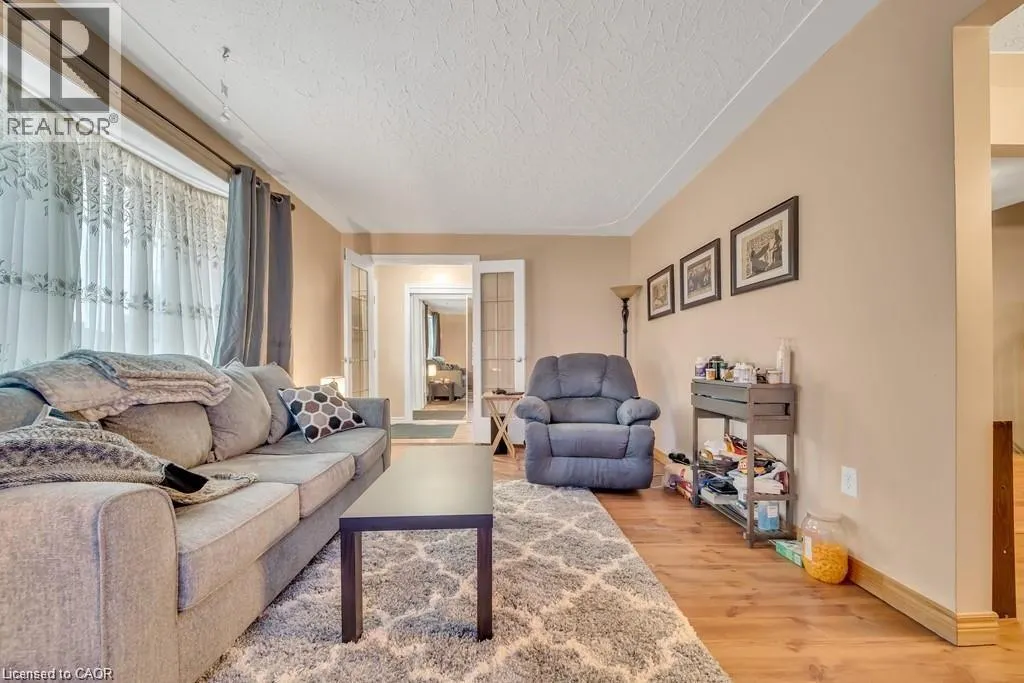 15 ANDERSON Drive