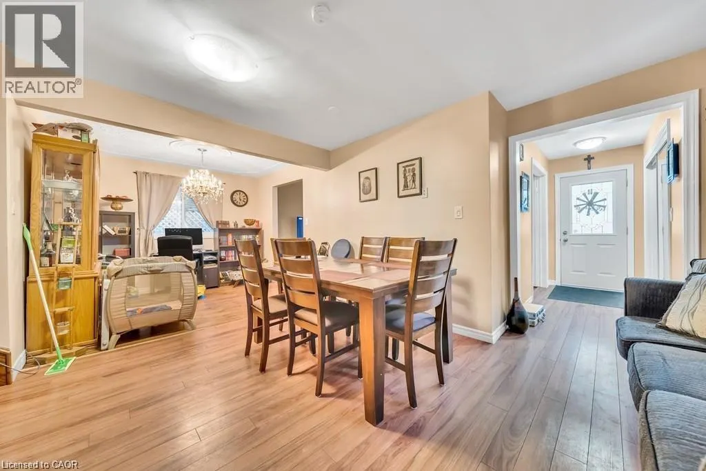 15 ANDERSON Drive