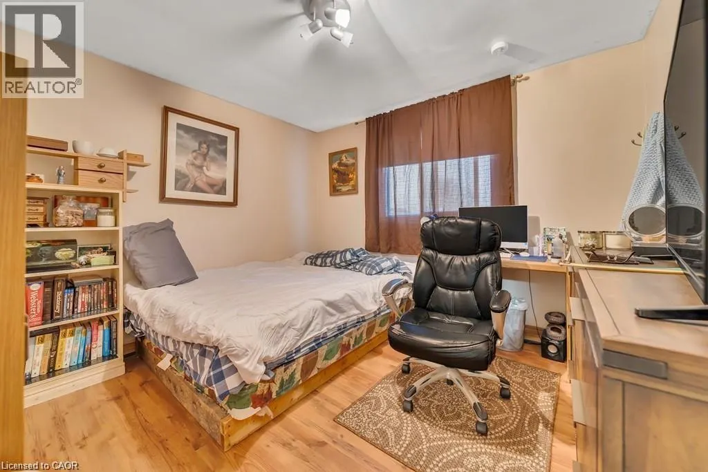 15 ANDERSON Drive