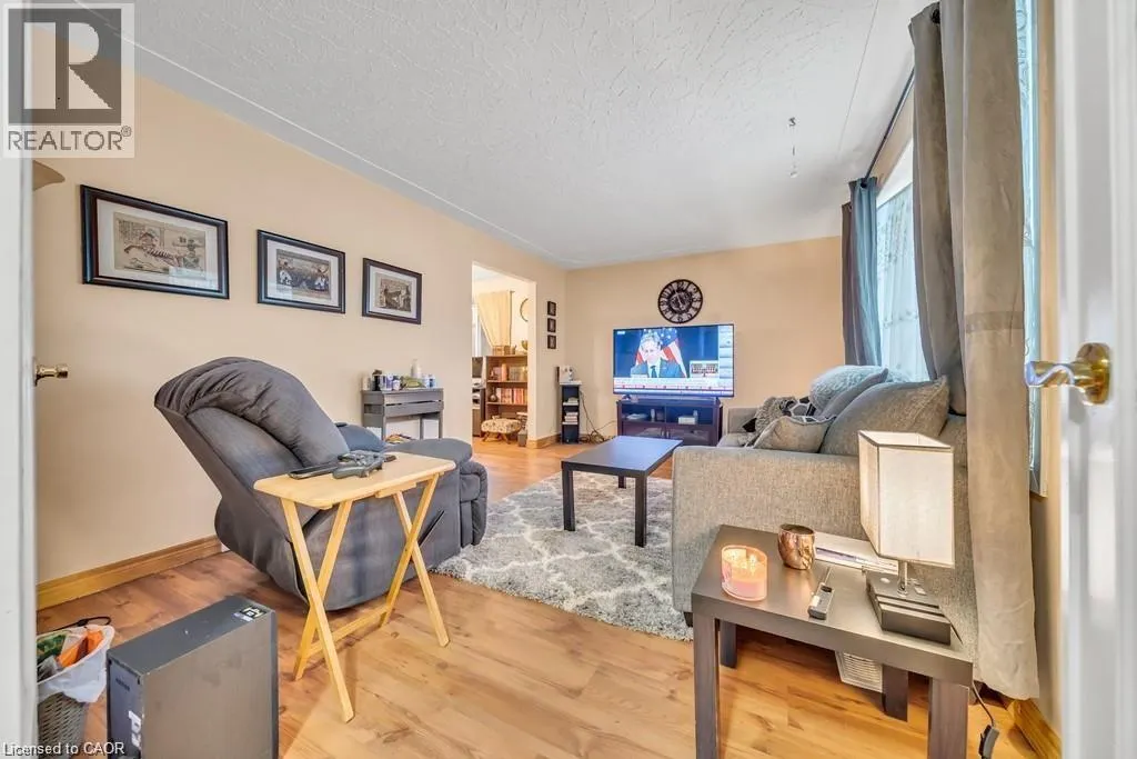 15 ANDERSON Drive